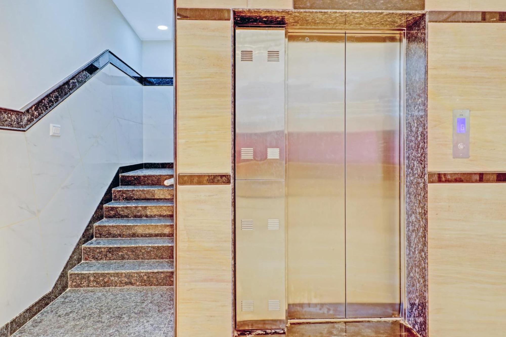 Hotel O Nra Residency Бангалор Екстериор снимка